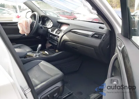 2017 BMW X3 xDrive28I z USA, uszkodzony, nr VIN 5UXWX9C56H0T04185